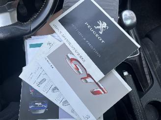 Peugeot 308 SW 1.6 BlueHDI Blue Lease Executive Pack picture 21
