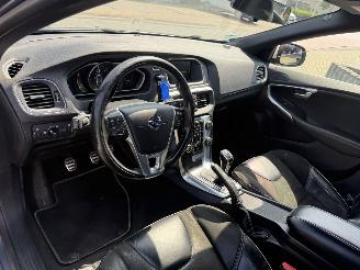 Volvo V-40 2.0 D2 R-Design Business picture 17