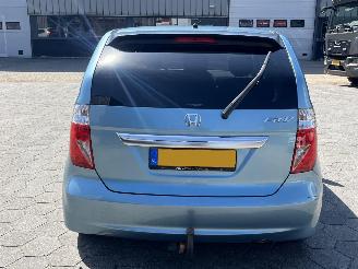 Honda Fr-v 1.7i Comfort picture 5