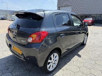 Mitsubishi Space-star 1.2 Intense+ picture 4