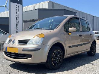 Coche accidentado Renault Modus 1.4-16V Dynamique Comfort 2005/8