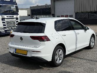 Volkswagen Golf 1.0 eTSI Life picture 4