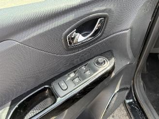 Renault Captur 0.9 TCe Dynamique picture 9