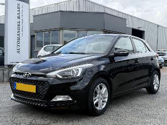 damaged passenger cars Hyundai I-20 1.2 HP i-Motion 2014/12