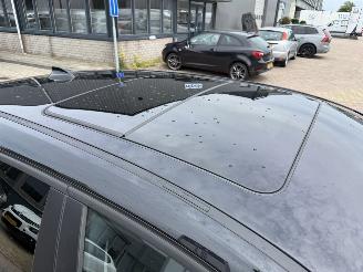 krockskadad bil auto BMW 1-serie 118i High Executive AUTOMAAT 2019/10