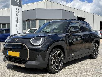 Voiture accidenté Mini Aceman E Favoured M 42.5 kWh 2025/9