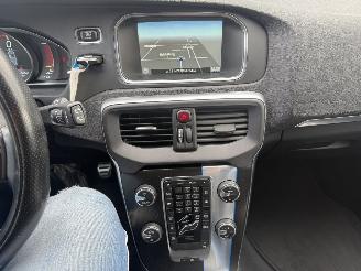 Volvo V-40 2.0 D4 R-Design Business picture 18