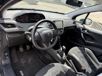 Peugeot 208 1.0 PureTech Access picture 16