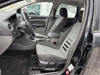 Ford Focus Wagon 1.6 Comfort picture 11