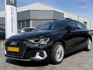krockskadad bil auto Audi A3 Sportback 30 TFSI edition one 2021/1
