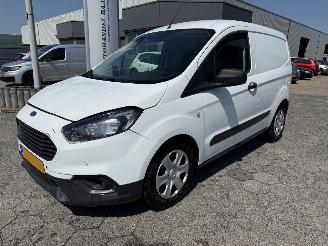 Avarii auto utilitare Ford Transit Courier Van 1.5 TDCI Trend 2018/11