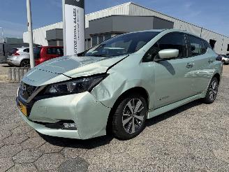 Nissan Leaf Acenta 40 kWh picture 1