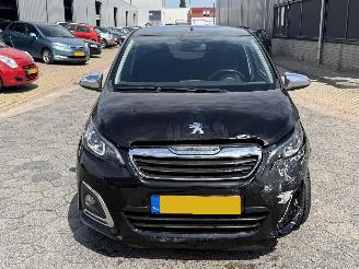 Peugeot 108 1.0 e-VTi Envy picture 2