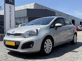 skadebil auto Kia Rio 1.2 CVVT Plus Pack 2011/11