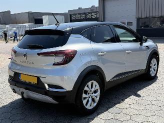 Renault Captur 1.0 TCe 90 Intens picture 4