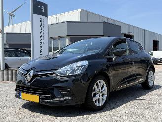 Unfallwagen Renault Clio 0.9 TCe Limited 2020/2