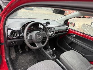 Volkswagen Up! 1.0 move up! BlueMotion picture 15