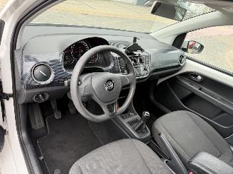 Volkswagen Up! 1.0 BMT move up! picture 15