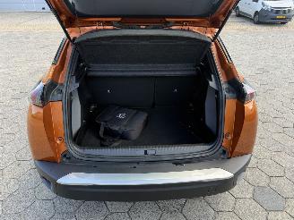 Peugeot e-2008 EV Active Pack 50 kWh picture 12