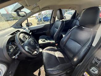 Toyota Yaris 1.5 Full Hybrid Dynamic picture 14