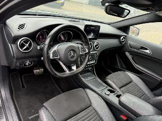 Mercedes A-klasse Automaat Panoramadak 180 Ambition picture 24