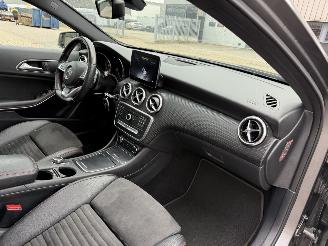 Mercedes A-klasse Automaat Panoramadak 180 Ambition picture 22