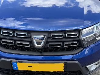 Dacia Sandero 1.0 TCe Stepway Serie Limitee 15th Anniv. picture 3