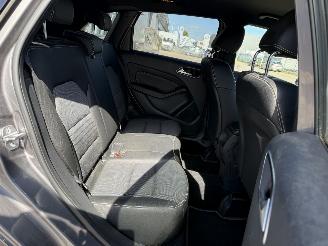 Mercedes B-klasse 180 AUTOMAAT Ambition picture 14