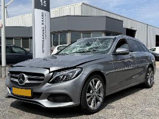 Vaurioauto  passenger cars Mercedes C-klasse Estate 350 e Lease Edition AUTOMAAT 2015/5
