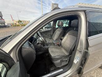 Volkswagen Tiguan 1.4 TSI R-LINE AUTOMAAT PANO ACT Connected Series picture 18