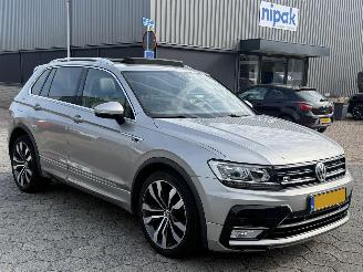 Volkswagen Tiguan 1.4 TSI R-LINE AUTOMAAT PANO ACT Connected Series picture 3