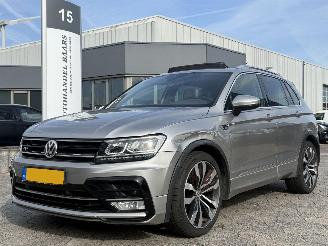 Auto incidentate Volkswagen Tiguan 1.4 TSI R-LINE AUTOMAAT PANO ACT Connected Series 2017/1