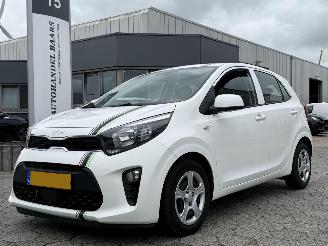 damaged passenger cars Kia Picanto 1.0 DPi ComfortLine 2023/4