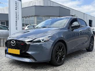 Voiture accidenté Mazda 2 1.5 e-SkyActiv-G 90 Homura 2023/4