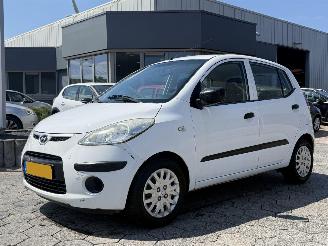 Vaurioauto  passenger cars Hyundai I-10 1.1 Pure 2009/10