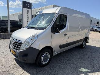 skadebil bedrijf Opel Movano 2.3 CDTI L2H3 2015/10