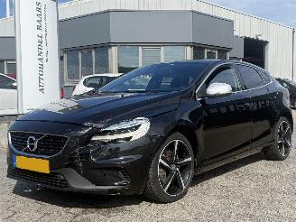 Schadeauto Volvo V-40 2.0 D3 Business Sport AUTOMAAT PANO 2018/3