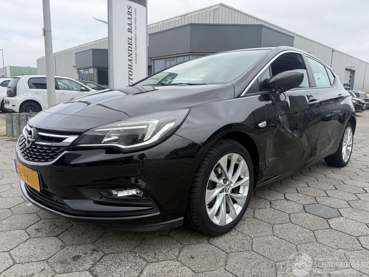 Opel Astra 1.0 Online Edition