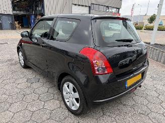 Suzuki Swift 1.5 GLS picture 6