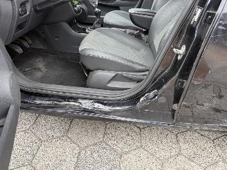 Opel Corsa 1.4-16V Cosmo picture 13