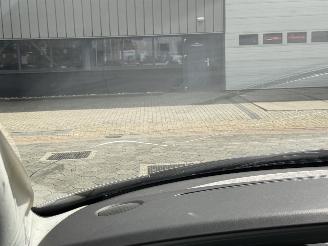 Peugeot 807 2.0 ST 7persoons picture 18