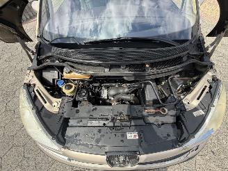 Peugeot 807 2.0 ST 7persoons picture 7