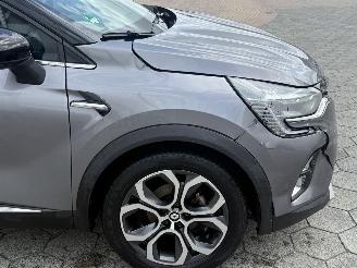 Renault Captur 1.3 TCe 140 Intens picture 9