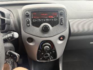 Peugeot 108 1.0 e-VTi Active picture 20