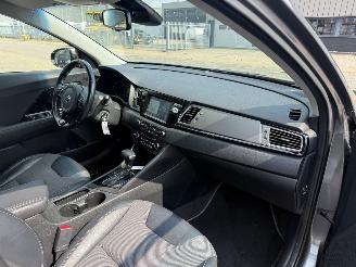 Kia Niro 1.6 GDi Hybrid DynamicLine picture 14