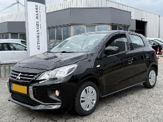 krockskadad bil auto Mitsubishi Space-star 1.2 Connect+ 2023/1