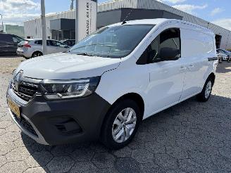 Damaged car Renault Kangoo 1.3 TCe 130 GPF Luxe L2 2024/2