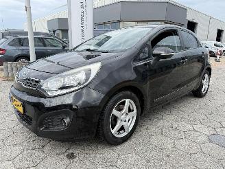 Vaurioauto  passenger cars Kia Rio 1.2 CVVT Plus Pack 2011/11