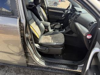 Kia Sorento 2.4 X-tra picture 13