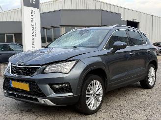 Vaurioauto  passenger cars Seat Ateca 1.5 TSI FR Business Intense AUTOMAAT 2019/6